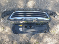 peugeot 308 2016 maska odbijača krom kromirano