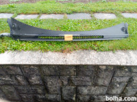 plastika za pod spredjo šipo P 3008
