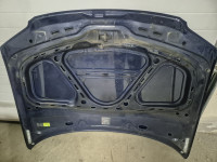 pokrov motorja hauba passat b5.5