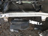 renault clio 3 sprednji konec komplet vezna traverza odbijač havba luč