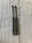 serija 3 e90 e91 amortizerji pokrov motorja BMW 7060550 amortizer