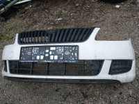 škoda fabia 2012 odbijač sprednji predaj original komplet maska mrežic