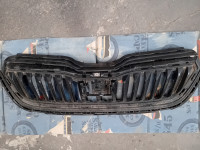 Škoda Scala letnik 2019 maska odbijača
