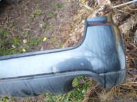 subaru outback 2.0 110kw 2008 odbijač zadaj zadnji original