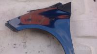 toyota yaris 2006 blatnik levo spredaj voznik original modra