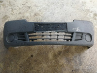 Traffic Vivaro PREDNJI ODBIJAČ