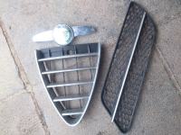 alfa romeo 147 2006 mrežica spredaj maska mrežice znak havba original