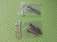 ALUMINJASTI SAMOLEPILNI EMBLEMI ZA HI-FI KOMPONENTE