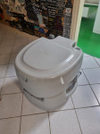 Prenosna straniščna školka "Coleman"