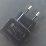 Adapter pretvornik LG za telefon 220V/5.1V, 700mA