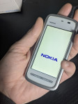 Nokia 5230 (zaslon na dotik)