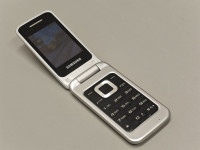 Samsung GT-3520 telefon