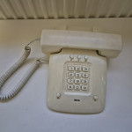 hišni telefon Iskra in Panasonic