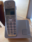 prodam stacionarni prenosni telefon Panasonic