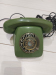 Starodobni telefon