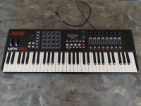 MIDI kontroler, AKAI MPK 261