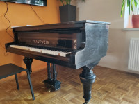koncertni klavir