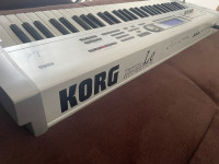 Korg Triton Le