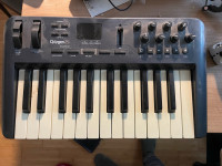Midi kontroler M Audio Oxygen 25