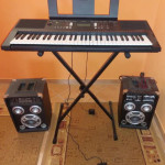 Prodamo klaviature Yamaha in zvočnike