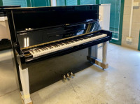 PROFESIONALNI PIANINO YAMAHA MOD. U3H, 131 CM.