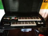 Vintage orgle Elka X109
