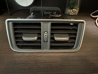 Audi q5 ventilacija zadaj