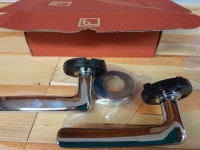 Dvodelna kljuka Lampič