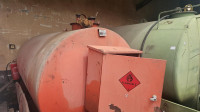 cisterna za gorivo z črpalko