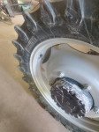Gume 340/65R28 KUPIM
