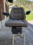 Sedež za traktor
