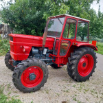 traktor Univerzal 445