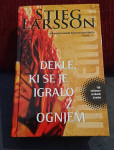 Knjiga Dekle, ki se je igralo z ognjem, Stieg Larsson, NOVA