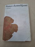 Prodam knjigo DAMA S KAMELIJAMI