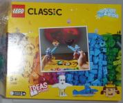 11009 Lego Classic kocke in luči, 441 kosov, tudi 2 svetlobni kocki