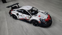 42096 Porsche 911 RSR in
8649 Nitro Menace