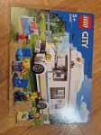Lego city 60283 počitniški avtodom