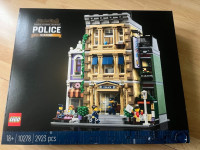 LEGO Icons 10278 Policijska postaja