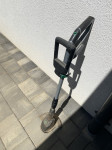 Kosilnica na plastični nožek