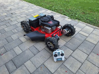 Robotska kosilnica na daljinsko upravljanje