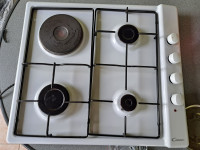 Dobro ohranjena kombinirana vgradna 3x plin + 1x elektrika Candy