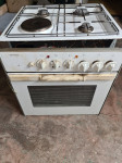 Vgradna kuhalna plošča s pečico gorenje