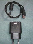 Polnilec z USB kablom za fotoaparat Tevion