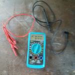 voltmeter, merilec napetosti, električnega roka