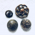 Različni starinski vintage retro GUMBI in razno