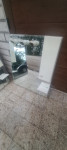 kopalniško ogledalo z lučmi omarico