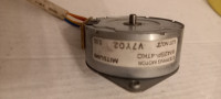 Koračni(stepping) motor, 17x40 mm,