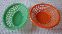 Retro plastične košarice za kruh ...