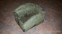 Pletena košara z ročaji