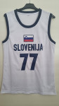 Dres slovenske reprezentance Luka Dončić